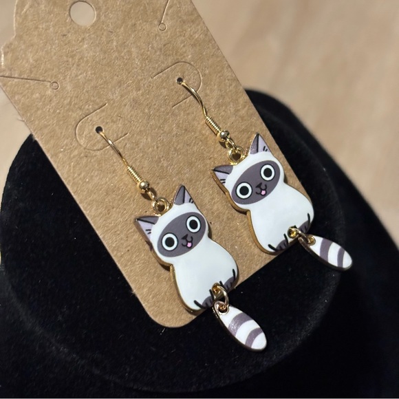 Happy Siamese Cat with Dangle Tail, Hook Earrings - Super Cute Kitty Cat Earring - Picture 8 of 10